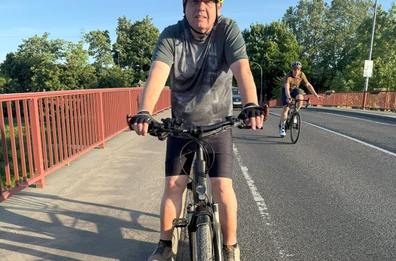 Bürghermeisterkandidat Alexander Albrecht will sich für mehr Sicherheit der Radfahrer, insbesondere an den Brennpunkten einsetzen.
